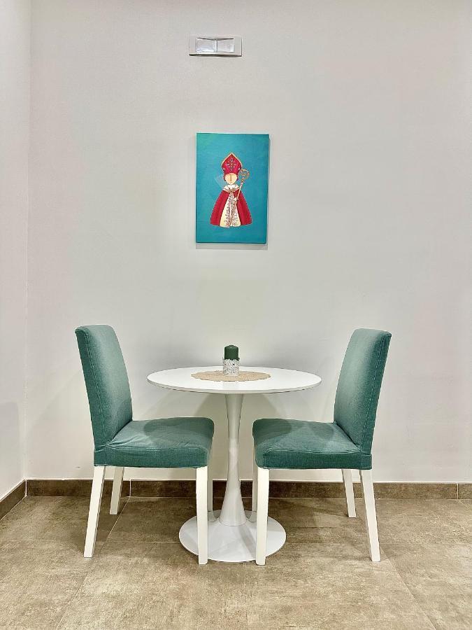 Tribunali 181 Guest House Napoli Esterno foto
